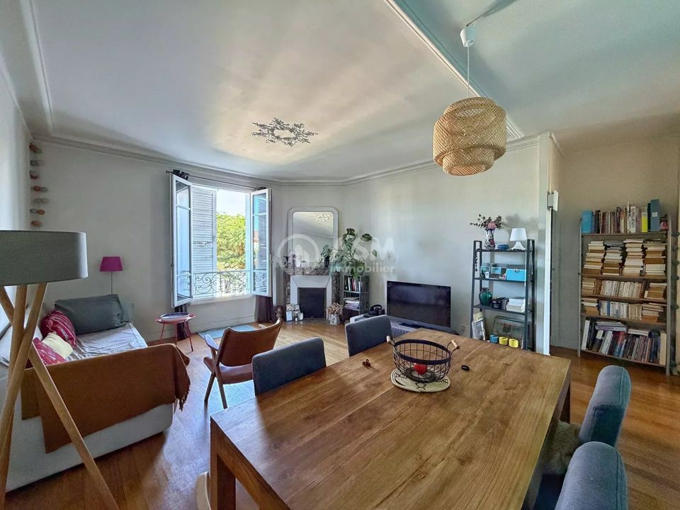 Lejlighed i Bois-Colombes, Hauts-de-Seine - foto 1