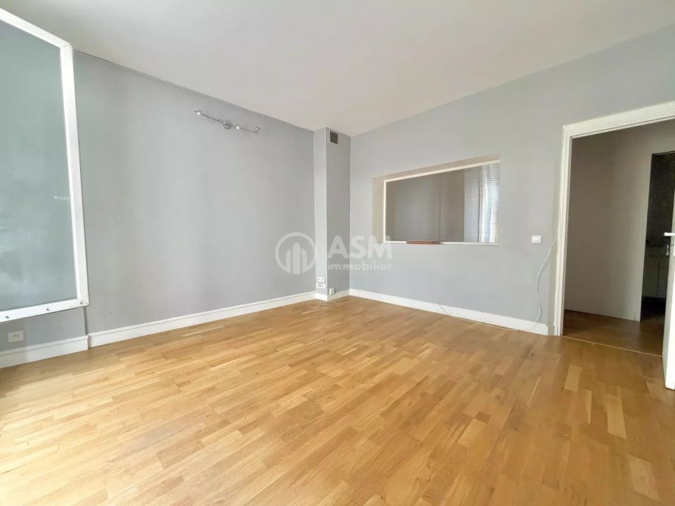 Lejlighed i Puteaux, Hauts-de-Seine - foto 1