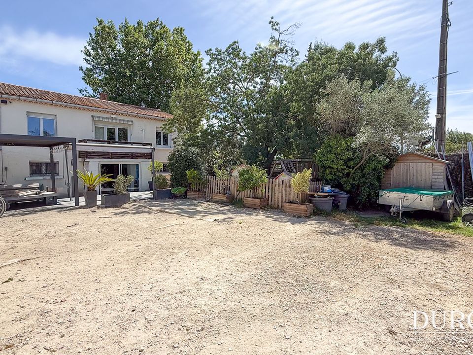 Villa in Avignon, Vaucluse - foto 1