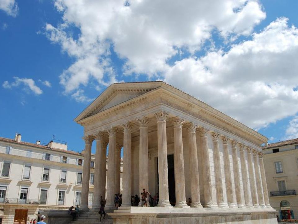 Helårsgrund i Nimes, Gard - foto 1