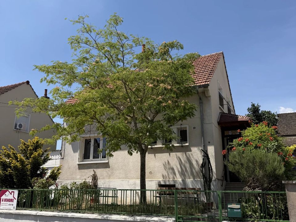 Villa en Marsannay-la-Côte, Cote-d'Or - foto 1