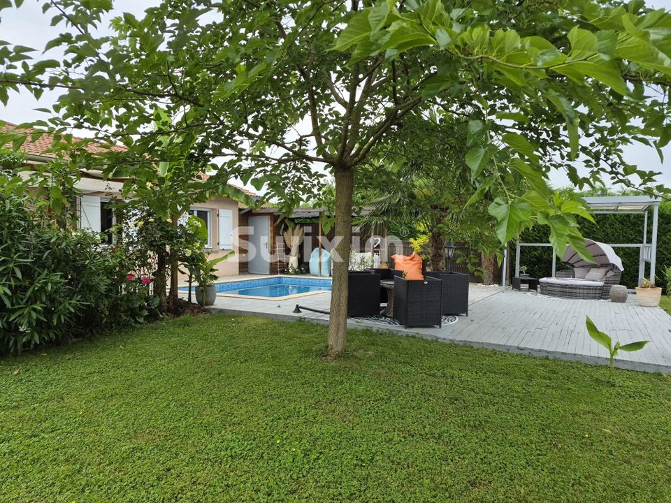 Villa in Saint-Cyr-sur-Menthon, Ain - foto 2