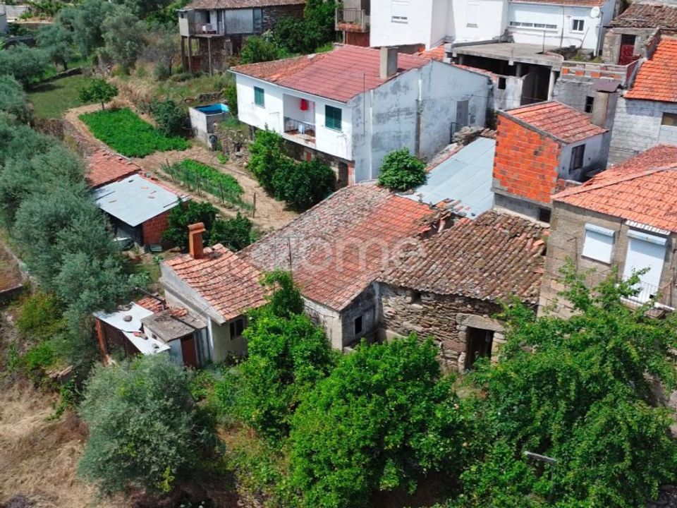 Villa en Carrazeda de Ansiaes, Braganca - foto 1