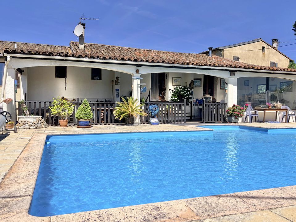 Villa in Mirepoix, Ariege - foto 1