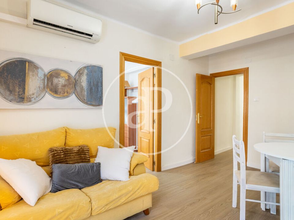 Apartment in Valencia, Valencia - photo 2