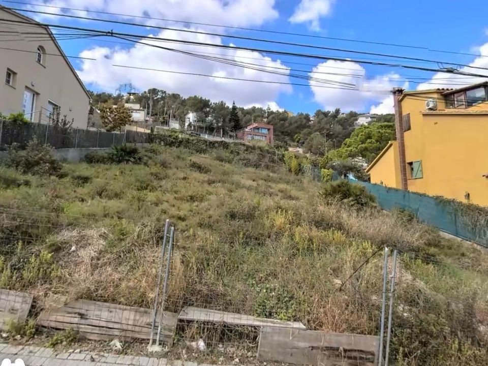 Terreno en Canyelles, Barcelona - foto 4