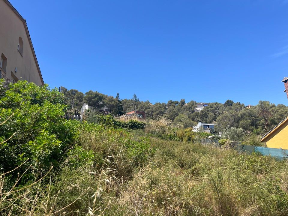 Terreno en Canyelles, Barcelona - foto 5