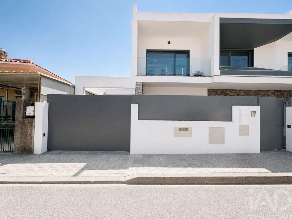 Byhus i Seixal, Setubal - foto 1