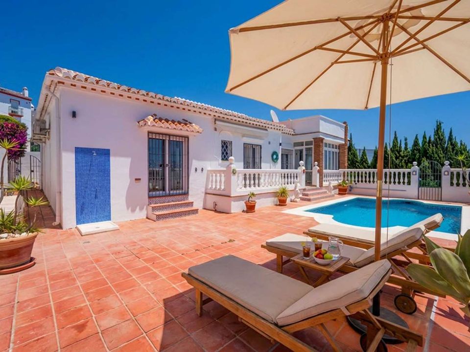 Villa i Nerja, Malaga - foto 1