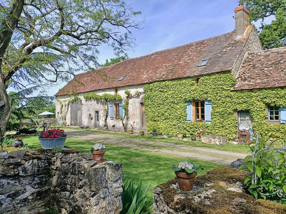 Villa i Lussac-les-Eglises, Haute-Vienne - foto 1