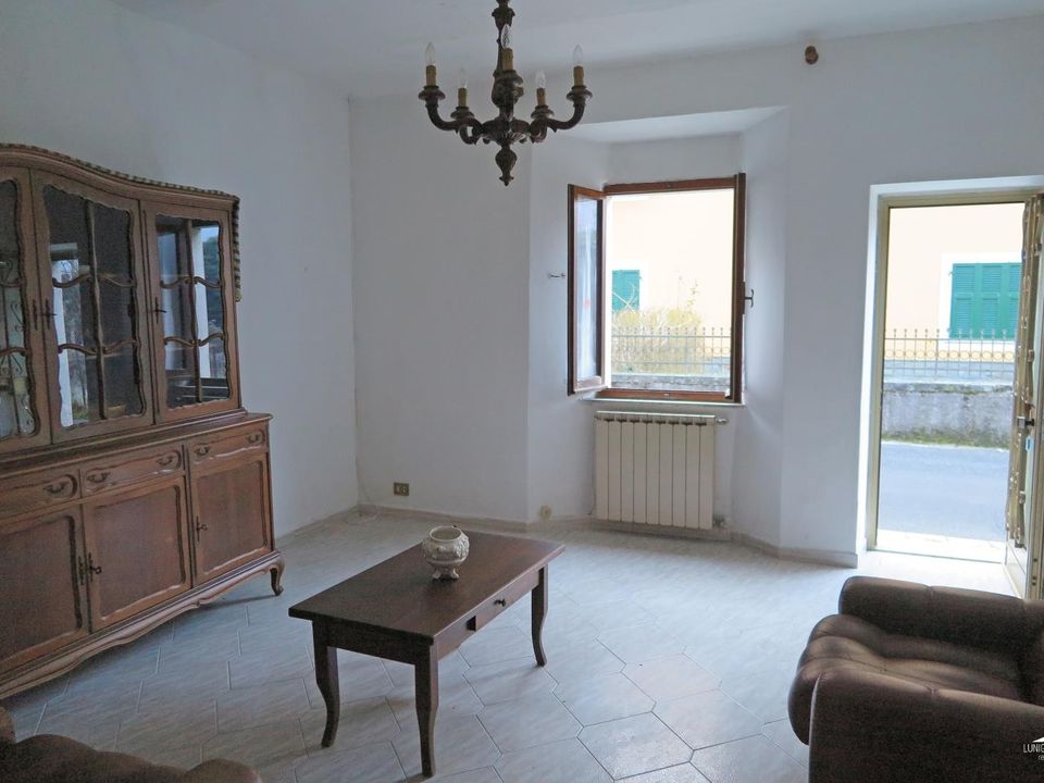 Casa adossada a Fivizzano, Massa and Carrara - foto 4