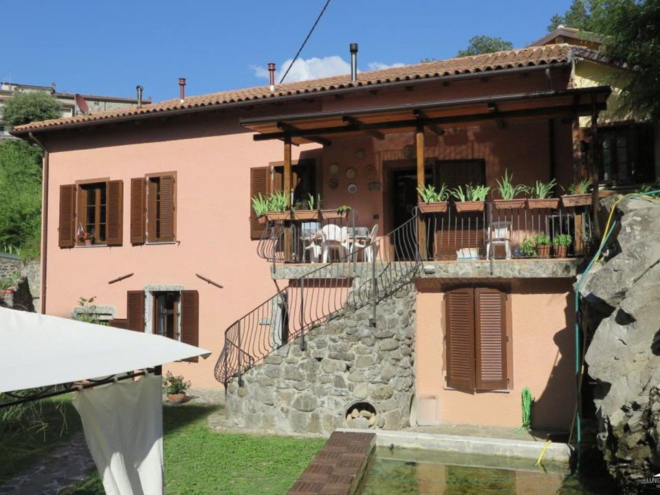 Villa a Bagnone, Massa and Carrara - foto 1