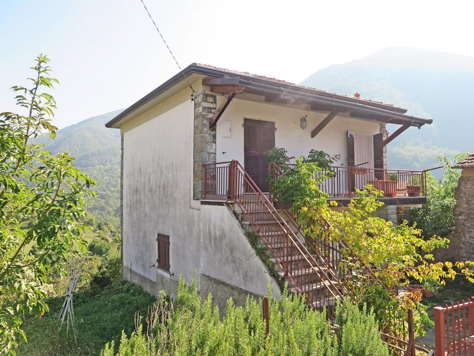 Villa em Comano, Massa and Carrara - foto 3