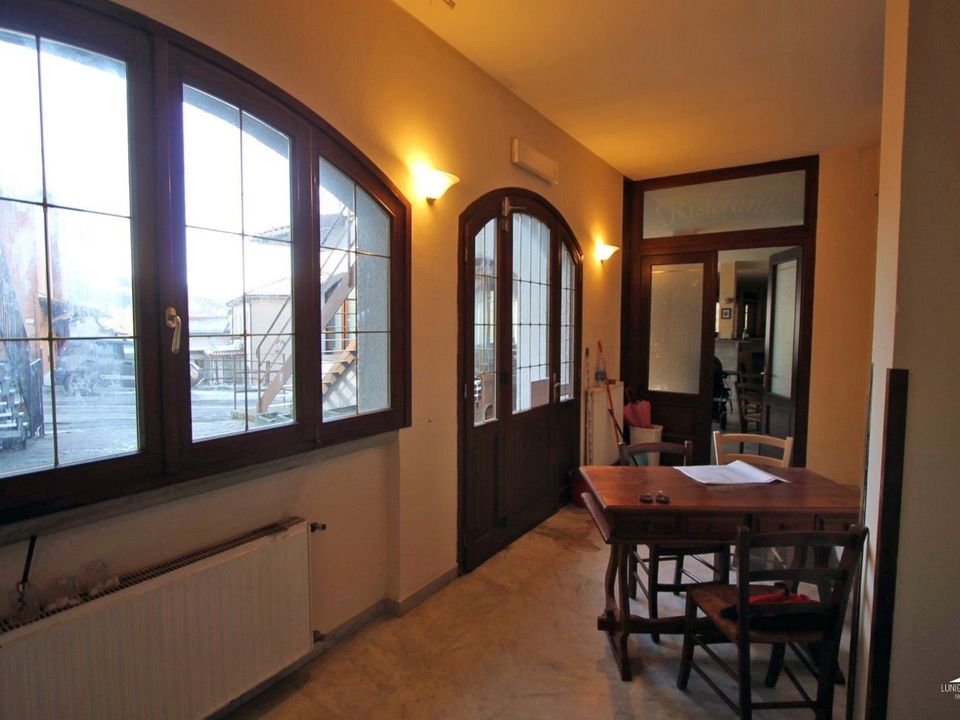 Erhvervsejendom i Fivizzano, Massa and Carrara - foto 5