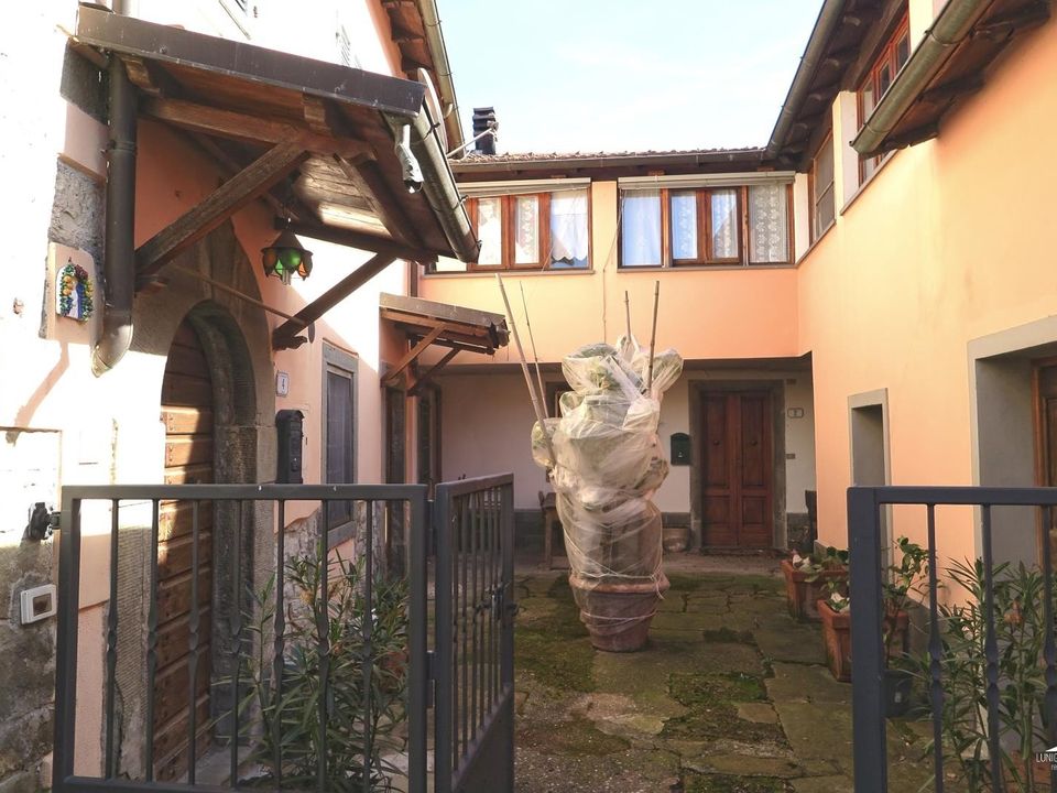 Casa adossada a Fivizzano, Massa and Carrara - foto 3