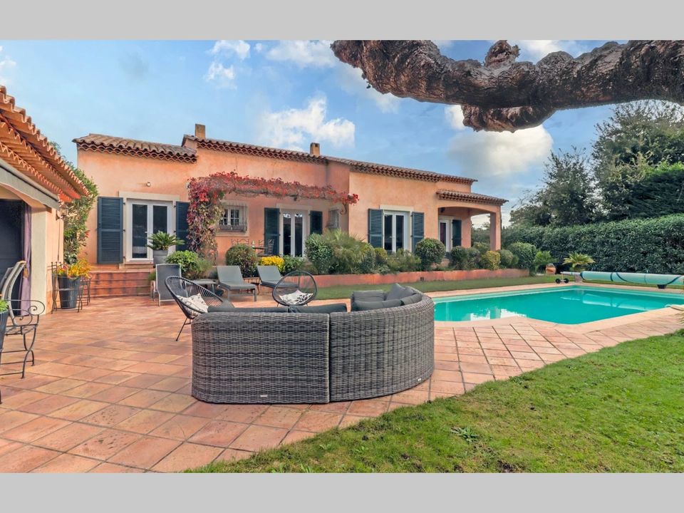 Villa a Roquebrune-sur-Argens, Var - foto 1