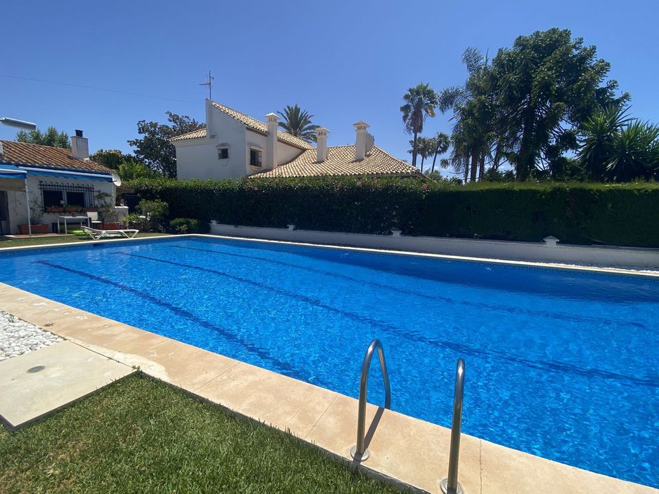 Byhus i Cortijo Blanco (Bobadilla), Malaga - foto 1