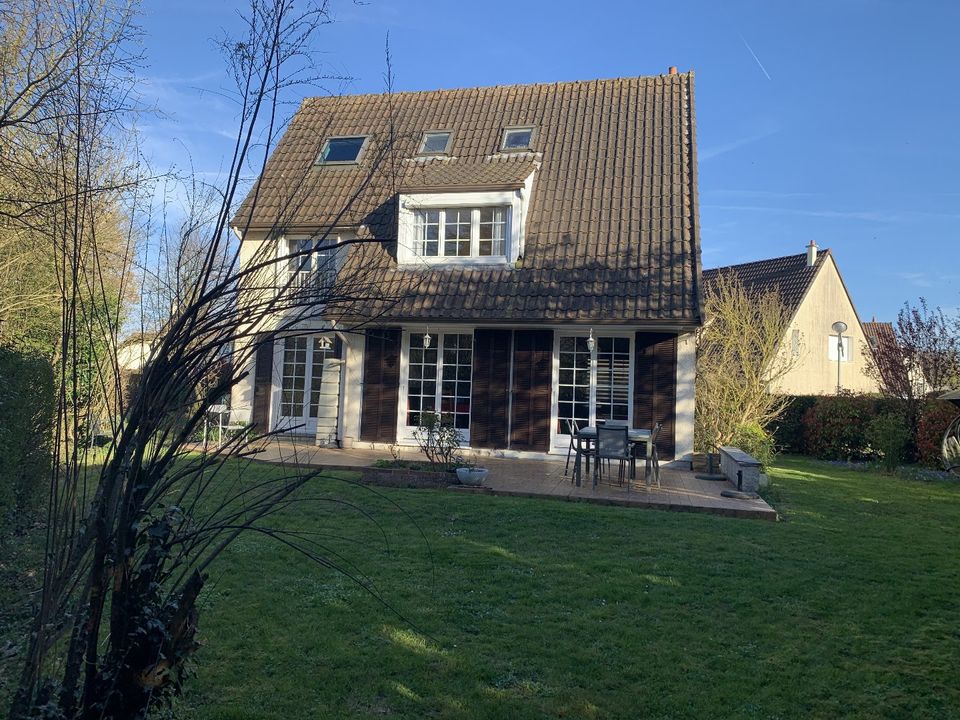 Villa i Breuillet, Essonne - foto 1
