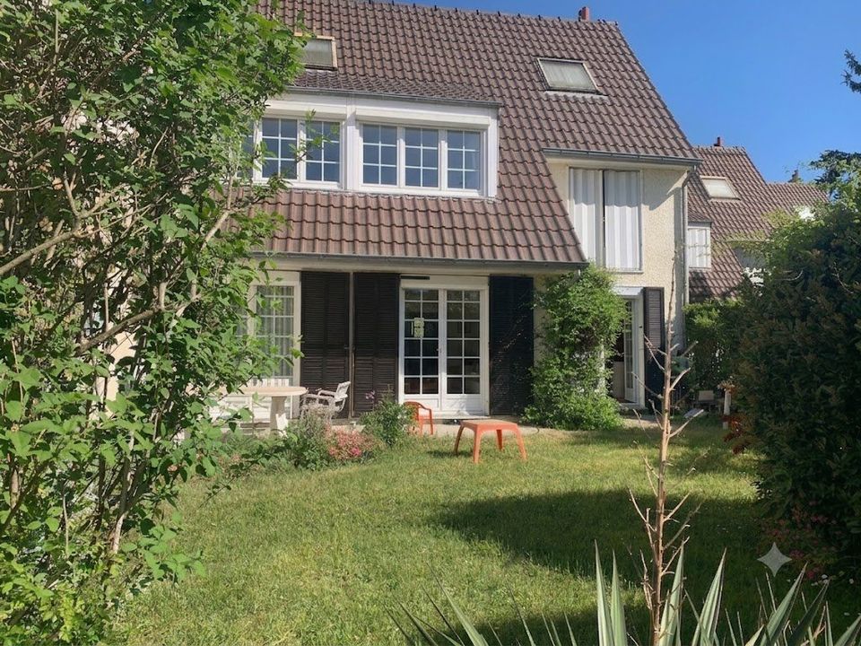 Villa i Breuillet, Essonne - foto 1