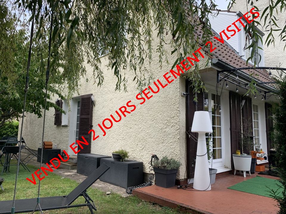 Villa i Breuillet, Essonne - foto 1