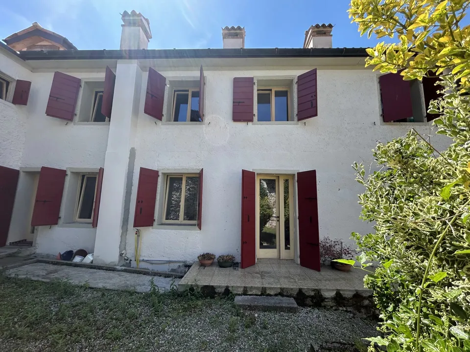 Villa i Cison di Valmarino, Treviso - bilde 1