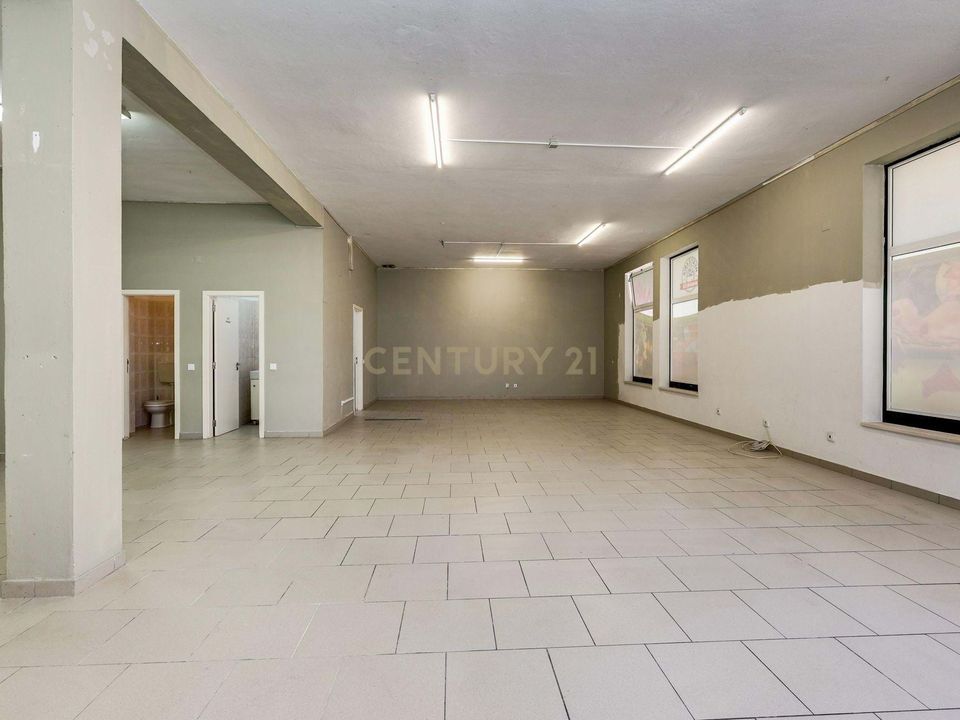 Erhvervsejendom i Leiria, Leiria - foto 2