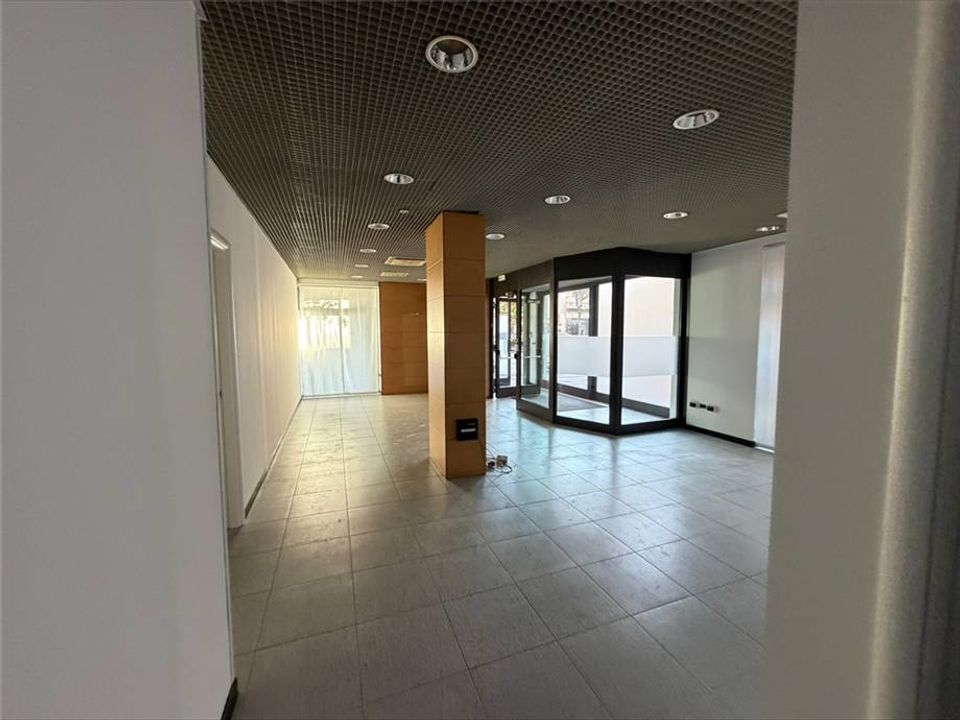 Erhvervsejendom i Pescara, Pescara - foto 2