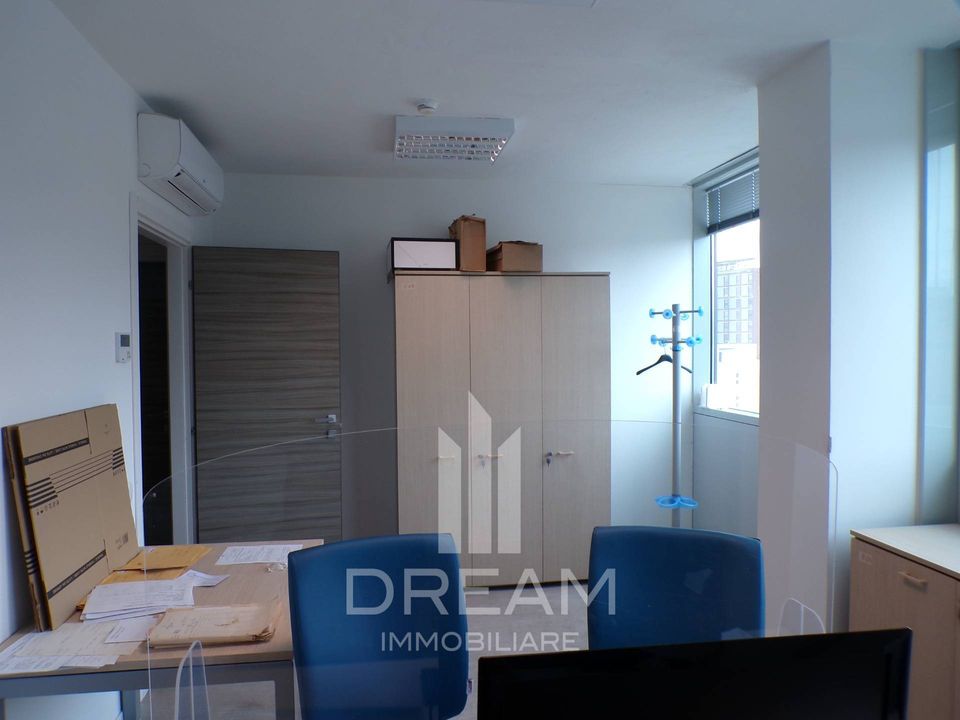 Commercial property in Cagliari, Cagliari - photo 4