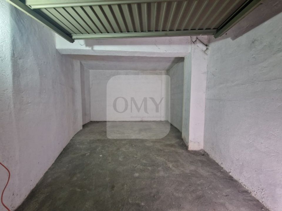 Garage i Vila Real, Vila Real - foto 1