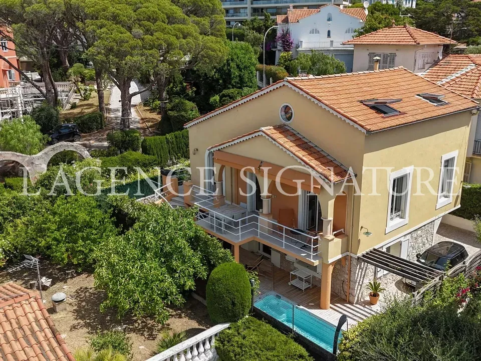 Villa i Nice, Alpes-Maritimes - foto 1