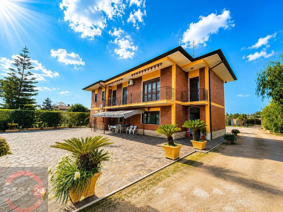 Villa a Latina, Latina - foto 1