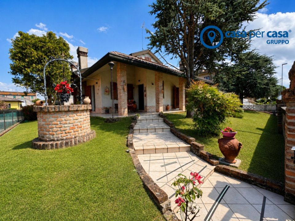 Villa in Riva del Po, Ferrara - foto 1