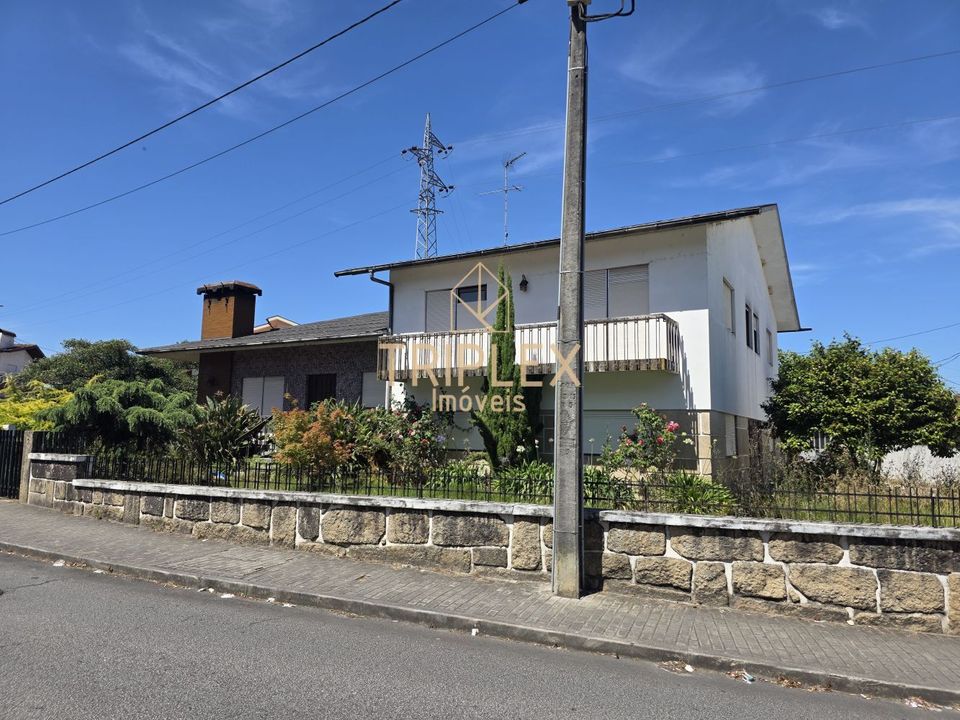 Villa - Trofa, Porto - photo 2