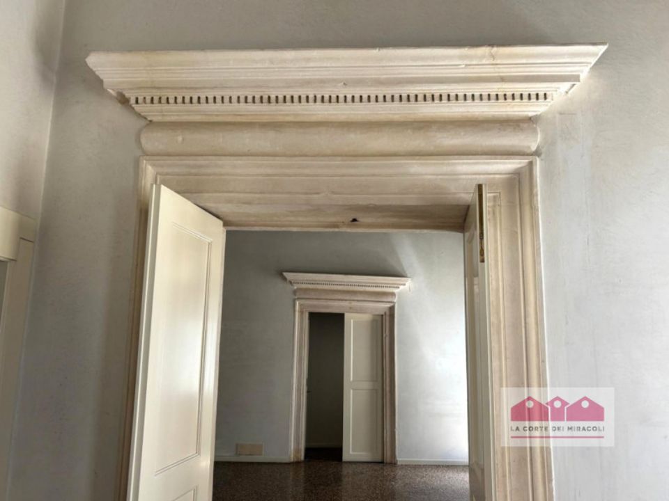 Erhvervsejendom i Vicenza, Vicenza - foto 3