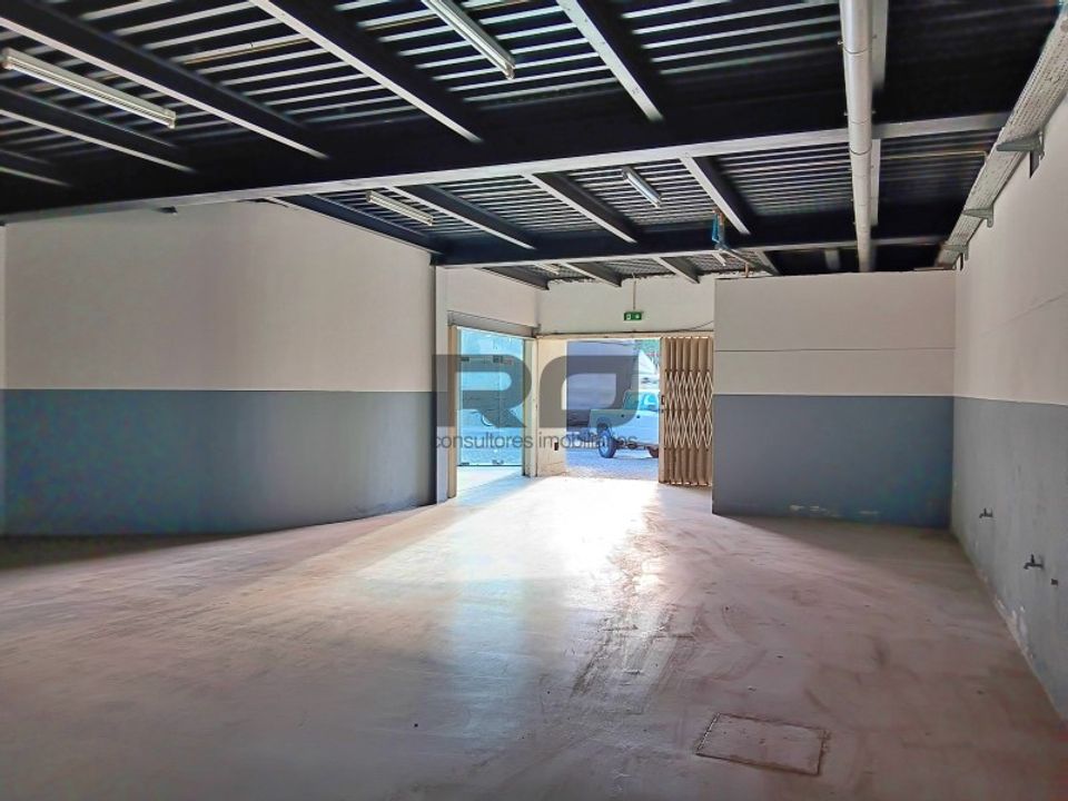 L'establiment comercial a Moreira, Porto - foto 4