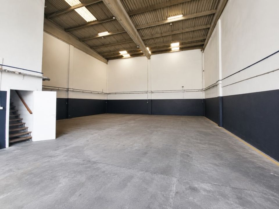 L'establiment comercial a Muro, Porto - foto 1