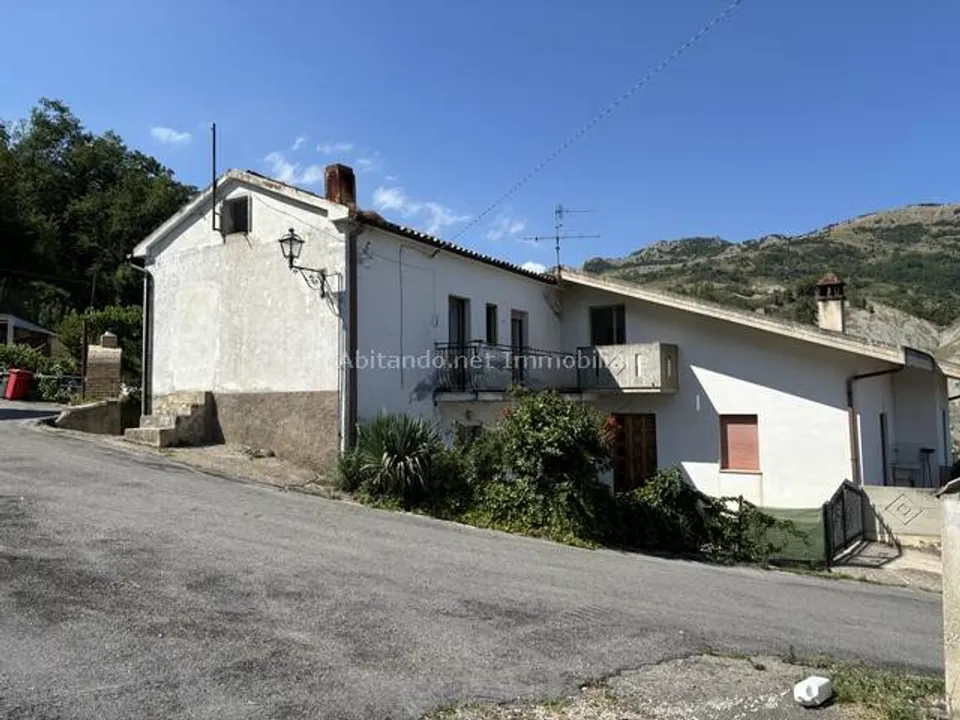 Villa i Villa Celiera, Pescara - bilde 1