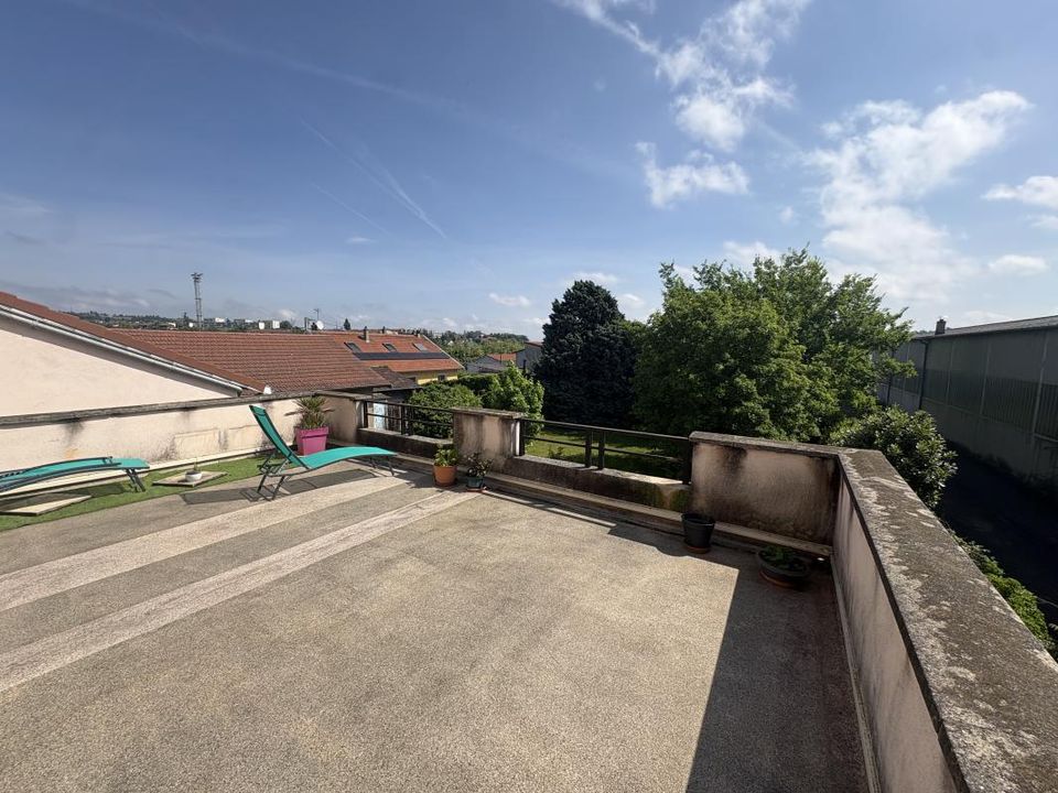 Apartamento em Grigny, Rhone - foto 1