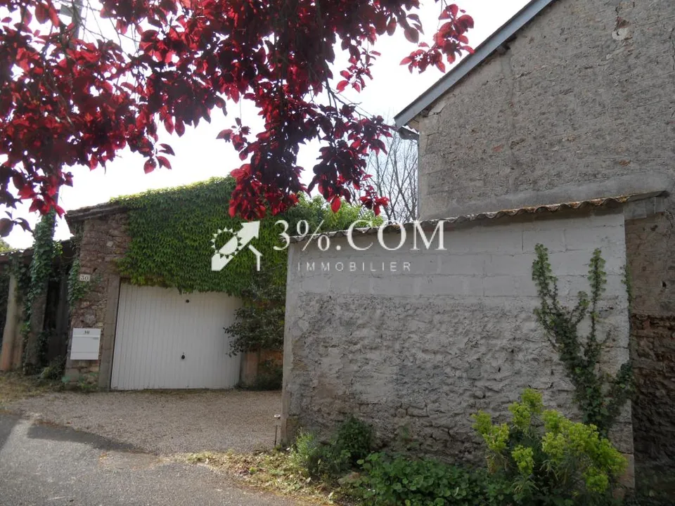 Casa de poble a Sommieres-du-Clain, Vienne - foto 1