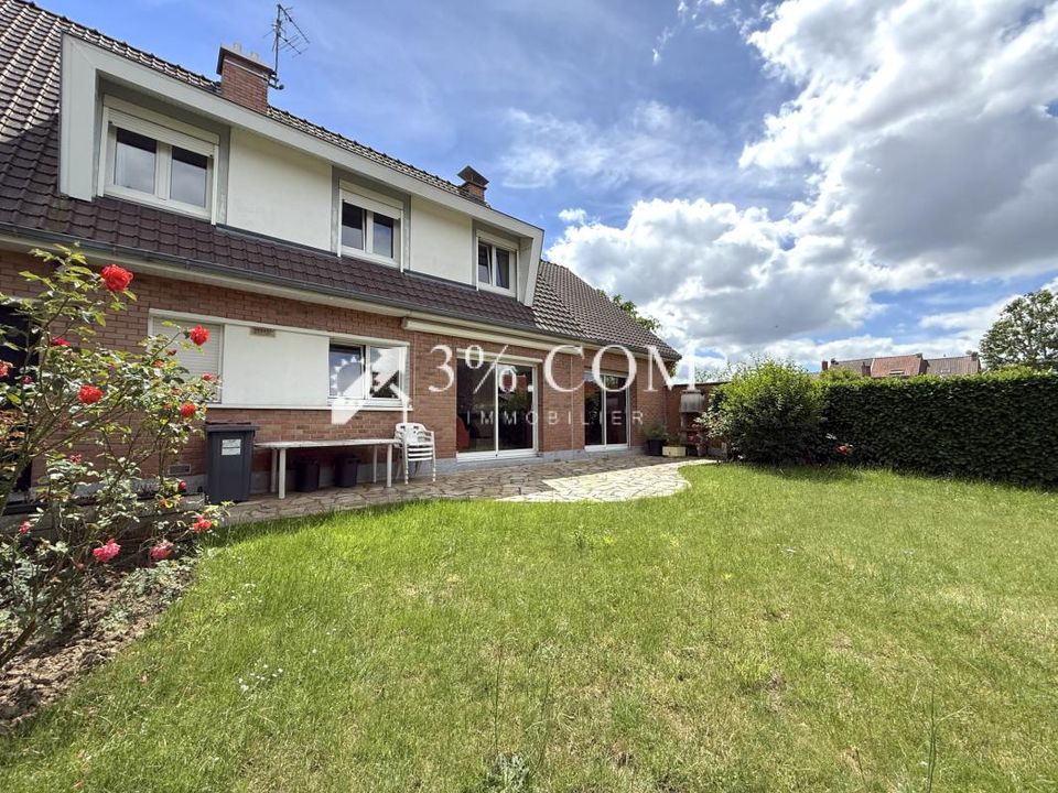 Villa en Neuville-en-Ferrain, Nord - foto 1