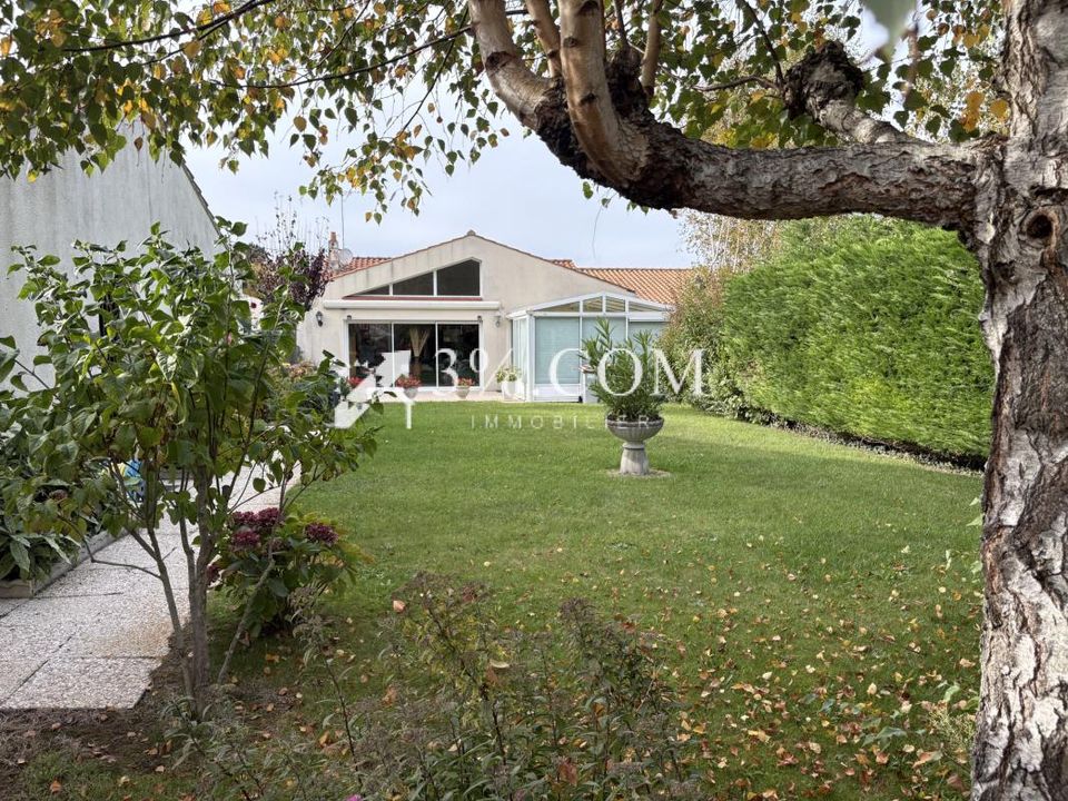 Villa en Saint-Hilaire-de-Riez, Vendee - foto 1