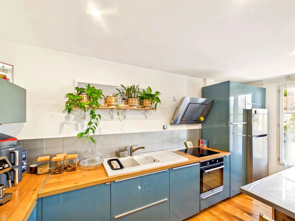 Landsbyhus i Bouc-Bel-Air, Bouches-du-Rhone - foto 4