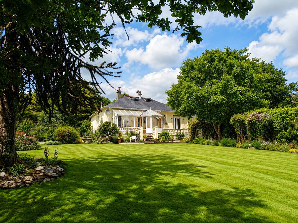Villa em Bon Repos sur Blavet, Cotes-d'Armor - foto 1