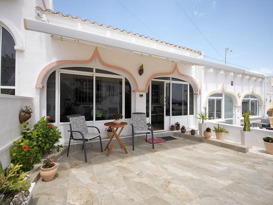 Byhus i San Miguel De Salinas, Alicante - foto 1