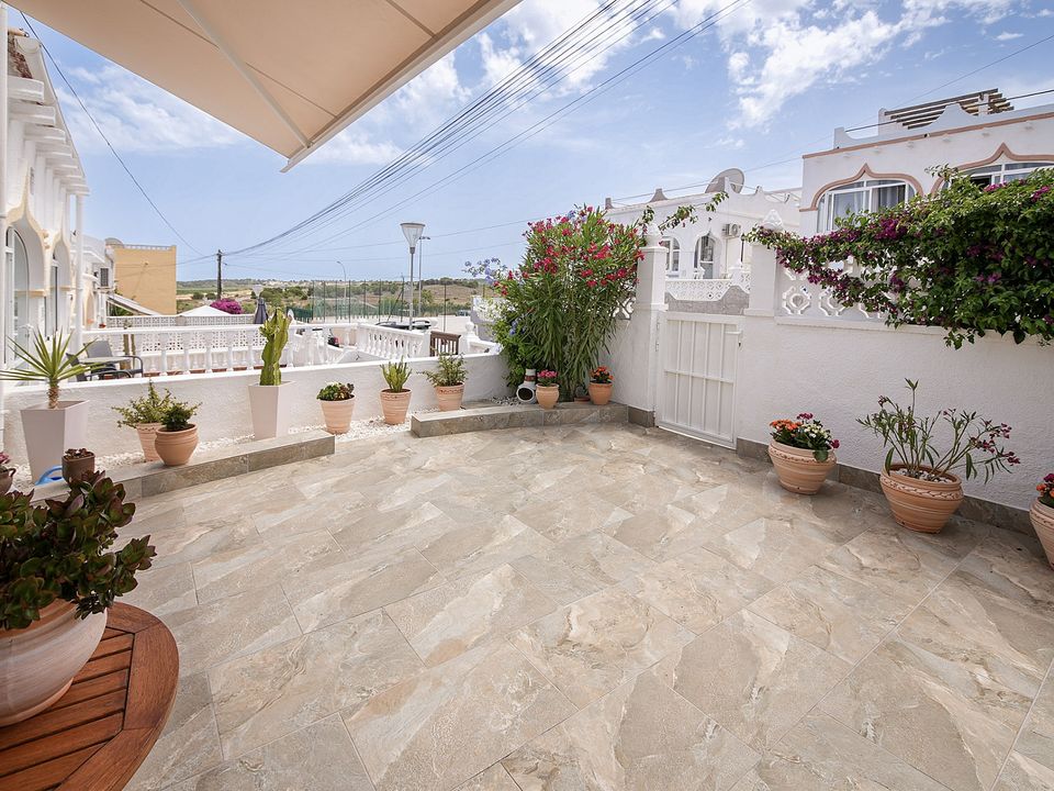 Byhus i San Miguel De Salinas, Alicante - foto 2