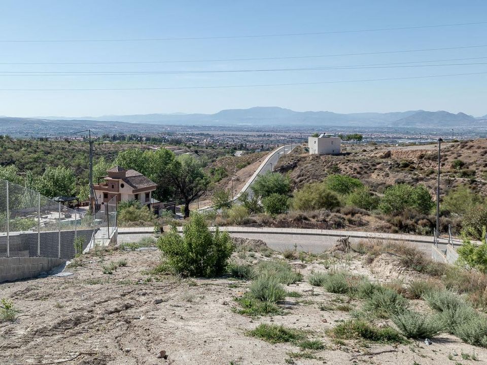 Helårsgrund i La Zubia, Granada - foto 1