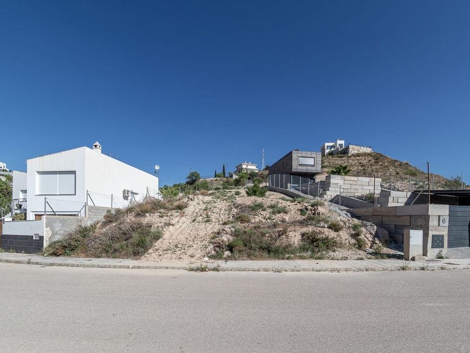 Helårsgrund i La Zubia, Granada - foto 4