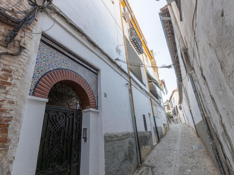 Erhvervsejendom i Granada, Granada - foto 1