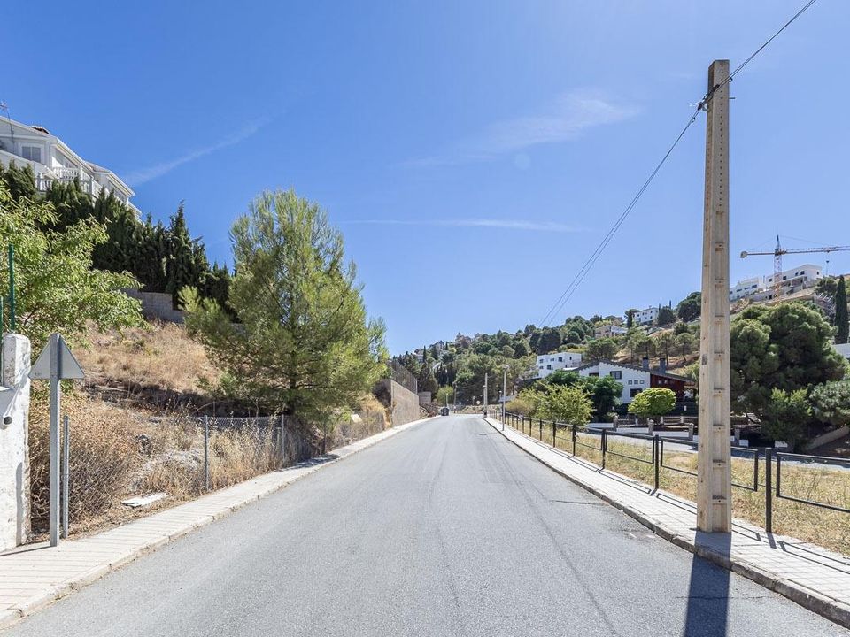 Helårsgrund i La Zubia, Granada - foto 3