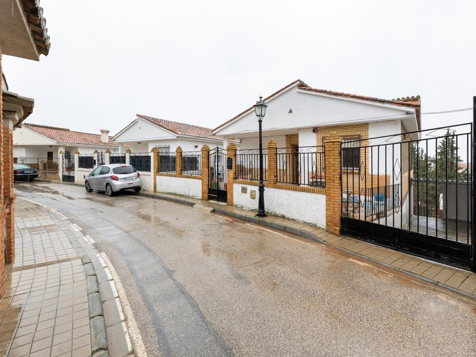 Villa i Huetor Vega, Granada - foto 1